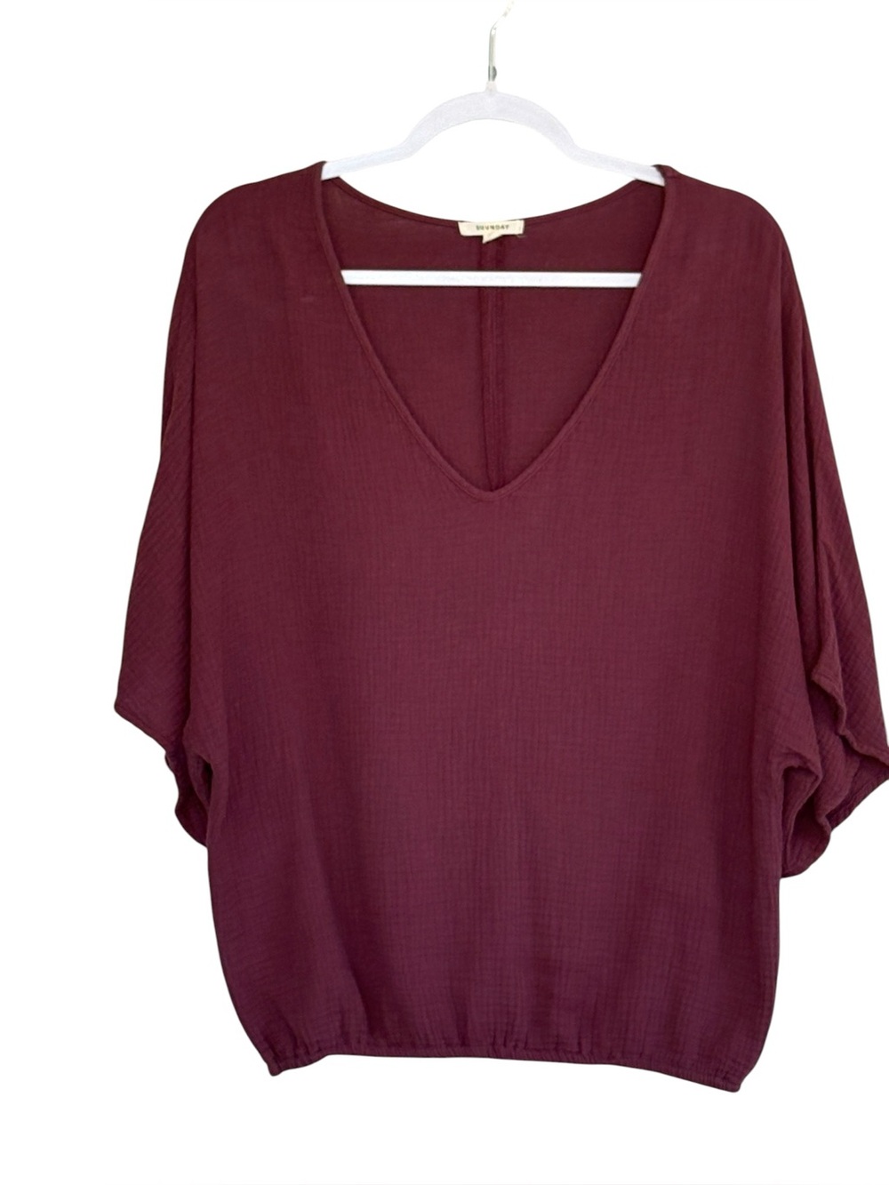 Suunday Flowy V-Neck Burgundy Shirt Size S